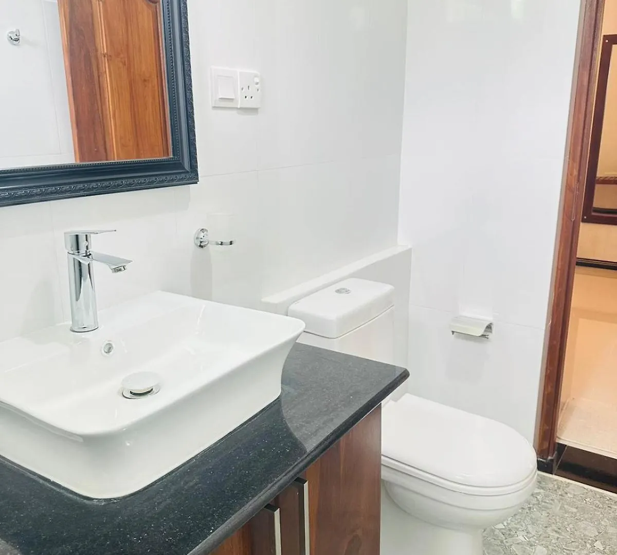 Kandy Lakeside Escape Bed & Breakfast