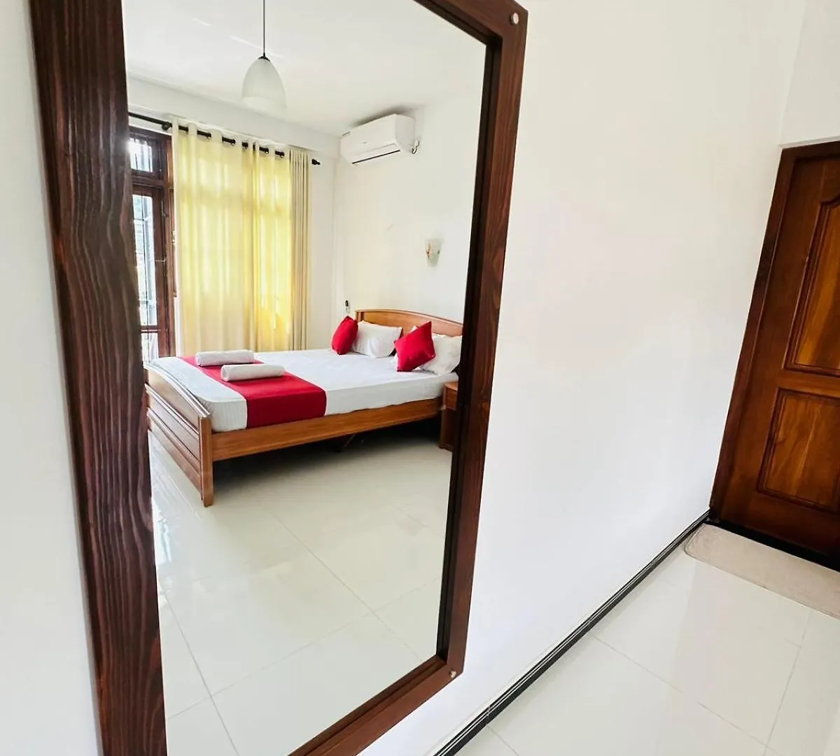 Bed & Breakfast Kandy Lakeside Escape