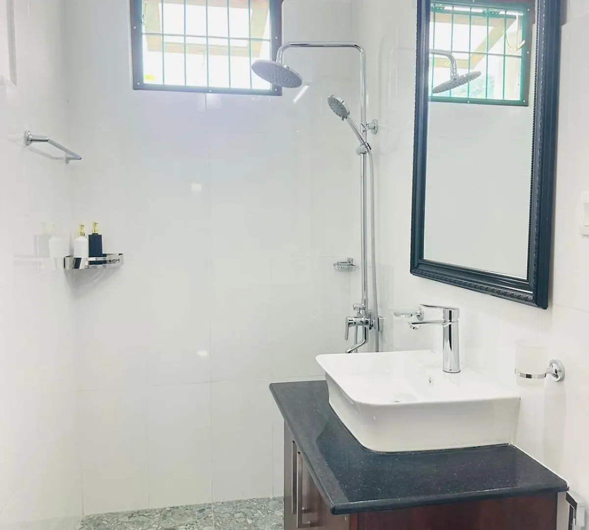 Bed & Breakfast Kandy Lakeside Escape Sri Lanka